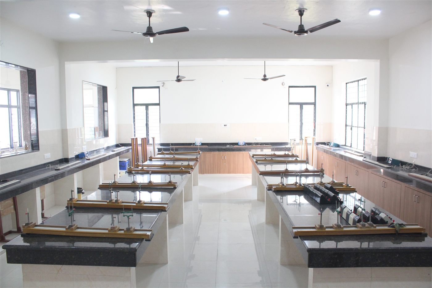 Physics laboratory at Scholars' Home, best ICSE school in Lucknow