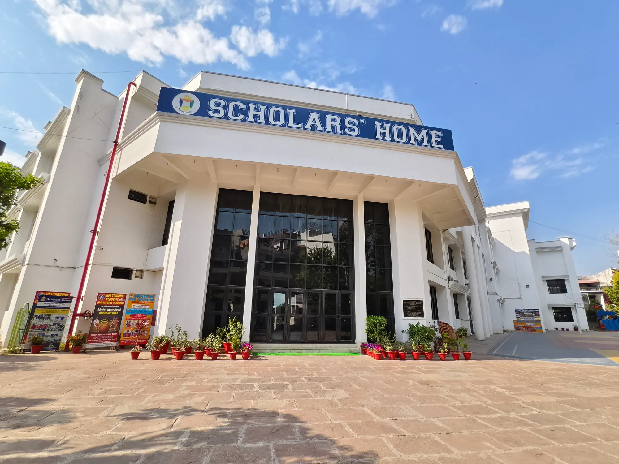 The Scholars' Home school building in Vipul Khand, Gomti Nagar, Lucknow
